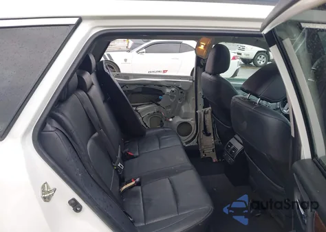 2017 Subaru Outback 2.5I Limited z USA, uszkodzony, nr VIN 4S4BSANC9H3390906